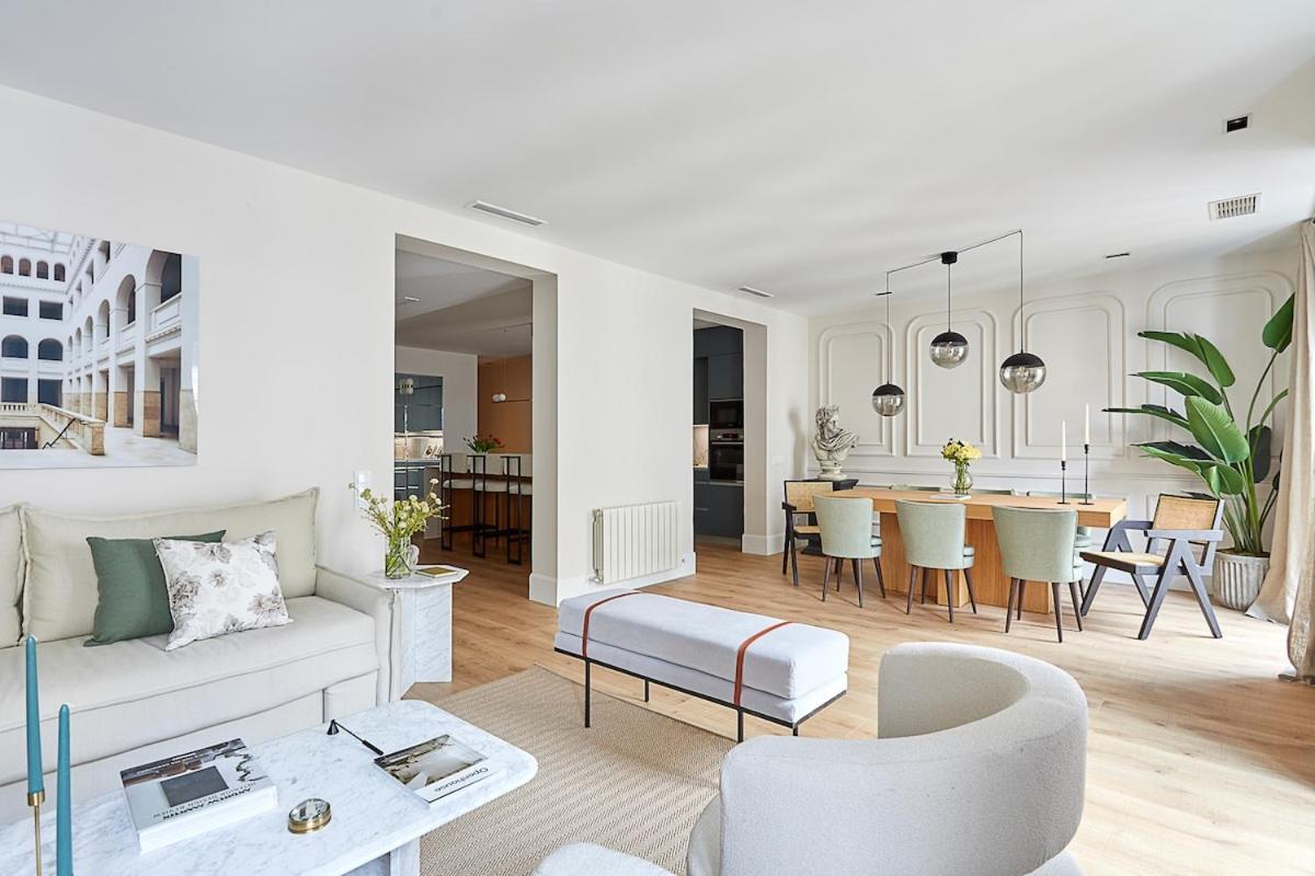 Apartment 4-bedrooms München